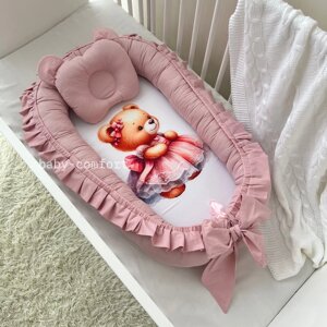 Кокон-позиціонер для новонароджених Baby Comfort Ведмедик рожевий + подушечка (рюші)