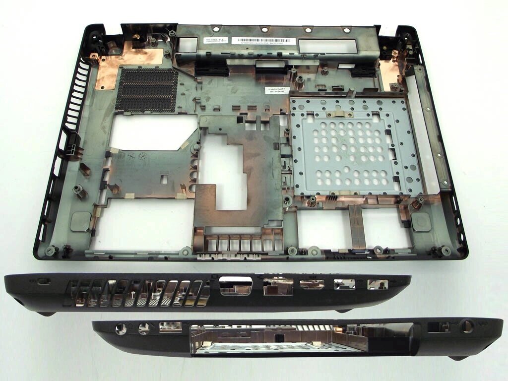 Корпус для ноутбука Lenovo Y480, Y485 (Нижня кришка (корито)). від компанії Інтернет-магазин aventure - фото 1