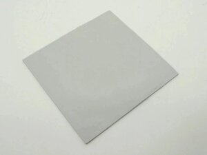 Термопрокладка силіконова для ноутбука Halnziye (100 * 100 * 1.0mm, 4W / m-K) Сіра.