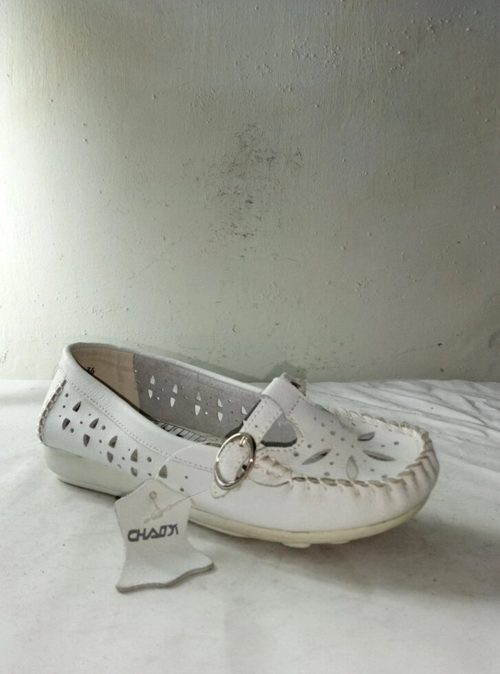 Туфлі жіночі шкіряні літні CHANG від компанії ГАРДЕРОБ - фото 1