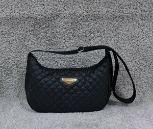 Стильна невелика стьобана жіноча сумочка плащівка чорна