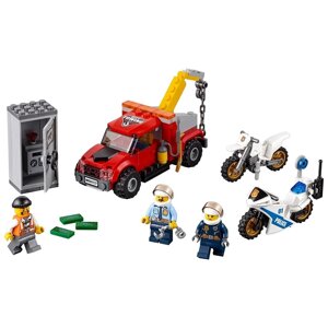 Блоковий конструктор LEGO City Поліцейський ескорт (60137)