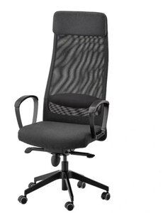Поворотне крісло Ikea Markus відтінки сірого
