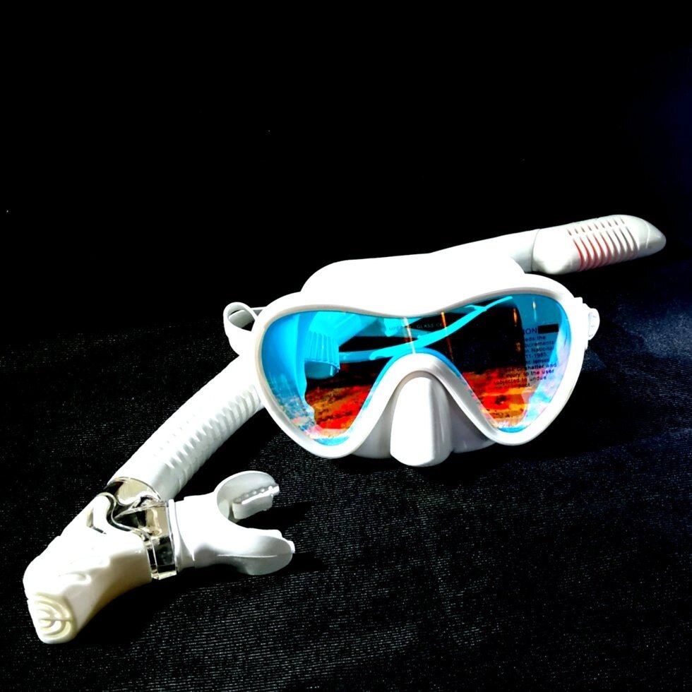 Набір для плавання з тонованого маскою з білого силікону і сухий трубкою від компанії Магазин Calipso dive shop - фото 1