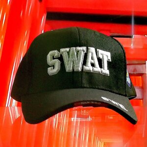 Бейсболка регульована з вишивкою