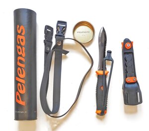 Ніж з магнітним кріпленням Pelengas Volga чорний серрейтор - серрейтор