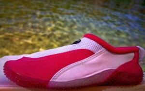 Тапочки коралові для боулінгу і для плавання, рожеві з силіконовою підошвою