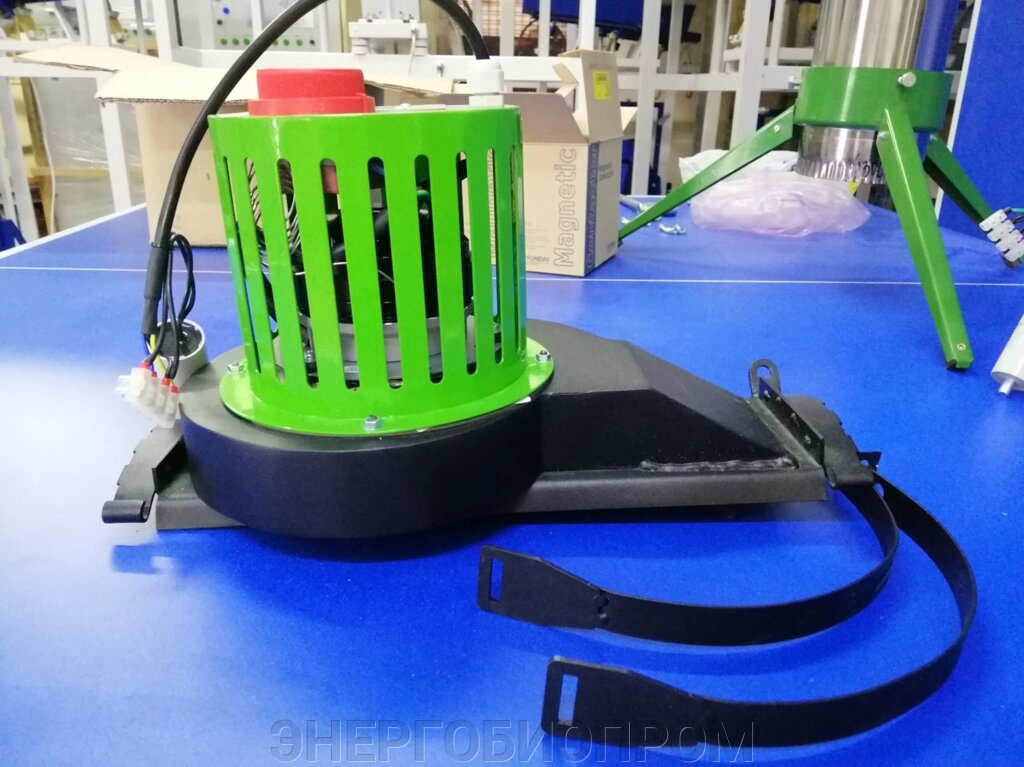 Димосос, інжекційні витяжний вентилятор для твердопаливних котлів від компанії ЕНЕРГОБІОПРОМ - фото 1