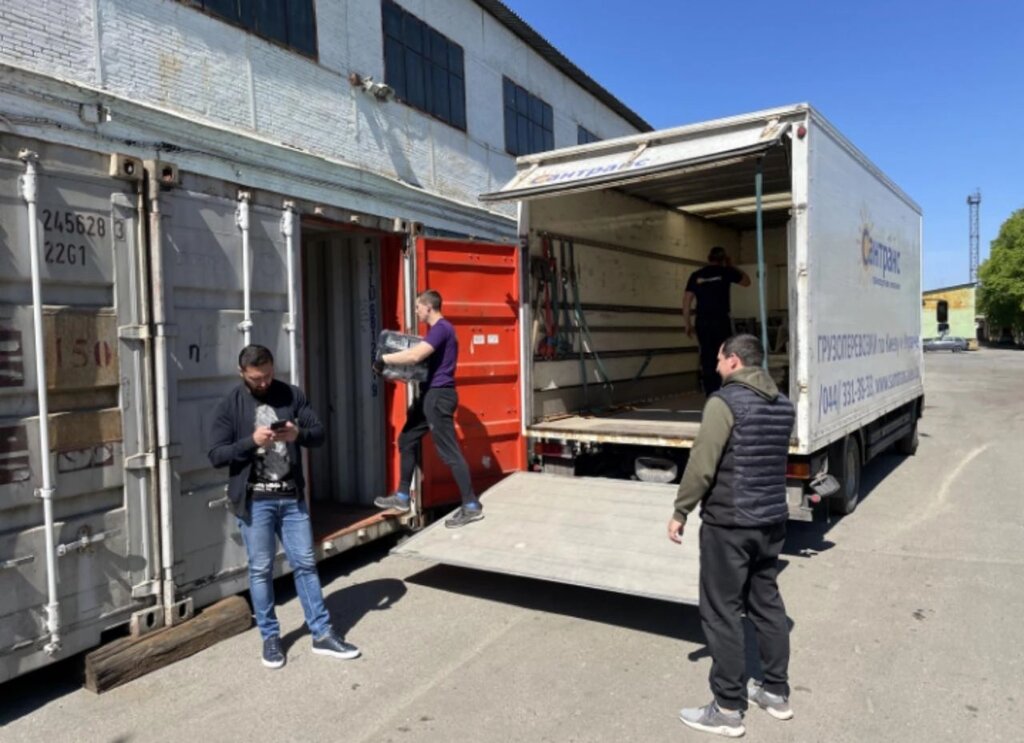 Оренда склад контейнер гараж-клацівка зберігання речей товару транспорту від компанії KITOD - фото 1