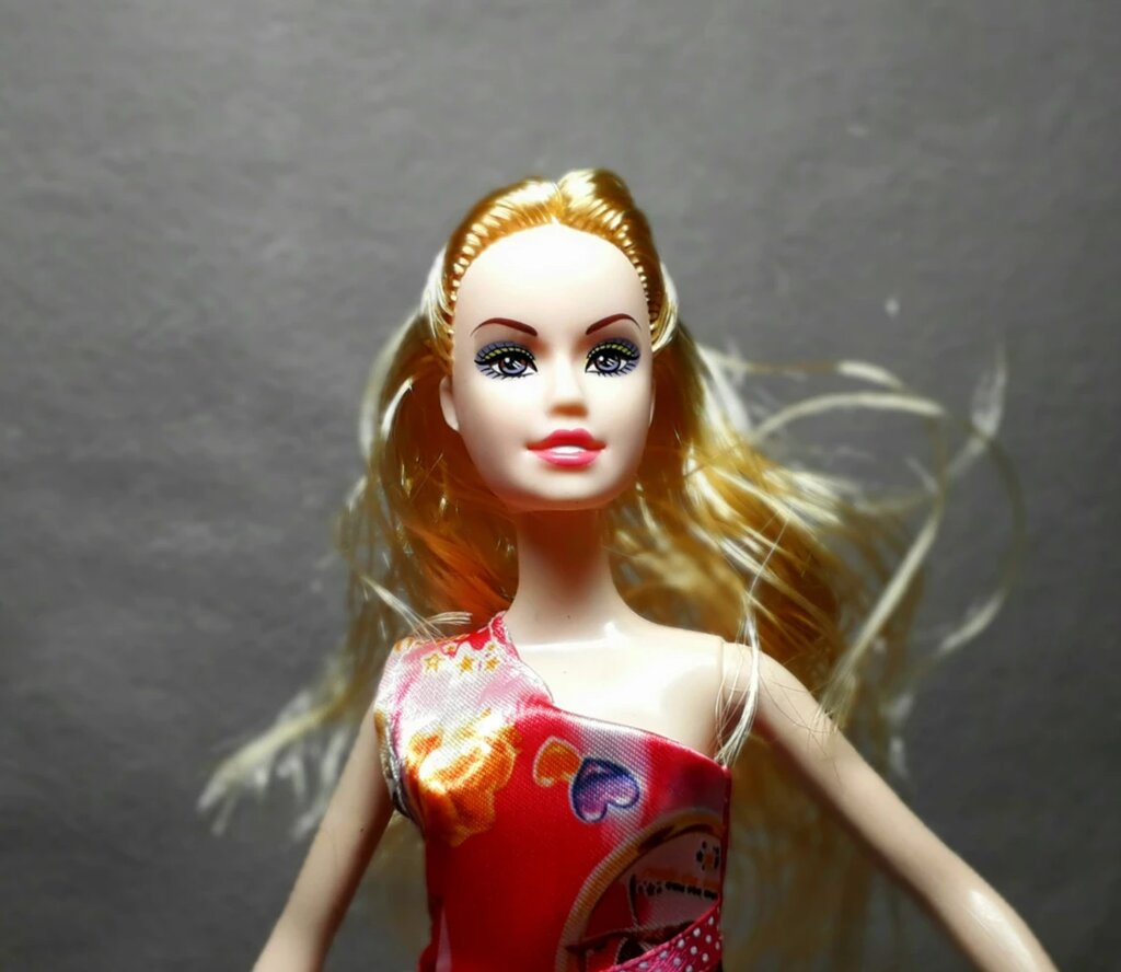 Кукла коллекционная в коробке "Фотомодель Fashion girl" ZR-051 ##от компании## Магазин  "Голиаф" - ##фото## 1