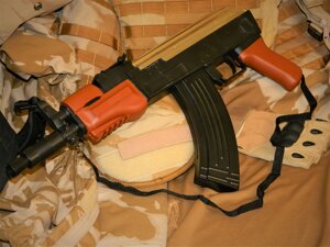 Автомат іграшковий АКС-74У на пластикових кульках "Ксюха"