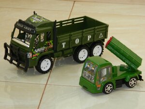 Іграшкові військові на дошці "tor" + установка RSZV