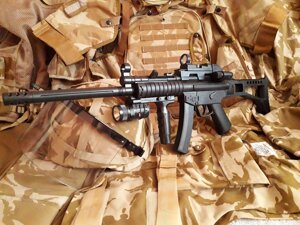 Автомат MP5 "Тактичний" на пластикових кульках з лазером і ліхтарем на пластикових кульках 6мм.