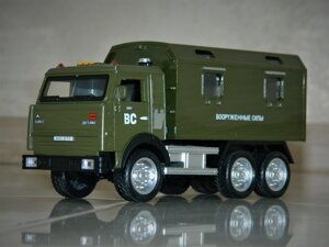 Іграшкова машинка металева "Автосвіт" KAMAZ-5350 військовий
