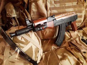Іграшковий автомат АКС-74У: компактний розмір, максимум можливостей