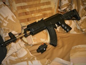 Іграшковий Автомат АК-47 "тактичний" з лазером на пластикових кульках 6мм.