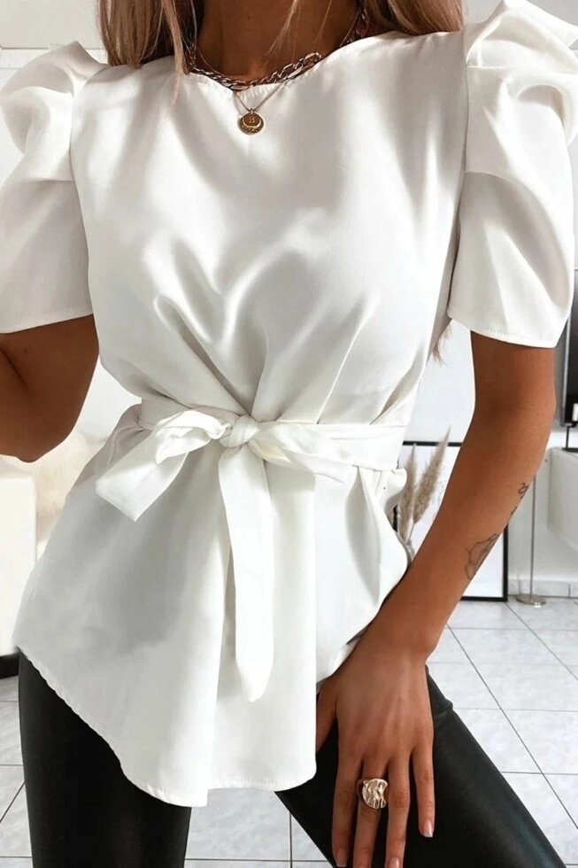 Блуза стильна з короткими рукавами ліхтарик Betty креп костюмка білий, ліловий, темно-синій, бежевий 42-44, 46 від компанії Магазин "Astoria-gold" - фото 1
