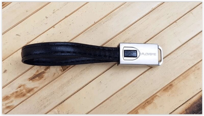 Floveme кабель ремінець шкіра, брелок Micro USB чорний від компанії Магазин "Astoria-gold" - фото 1