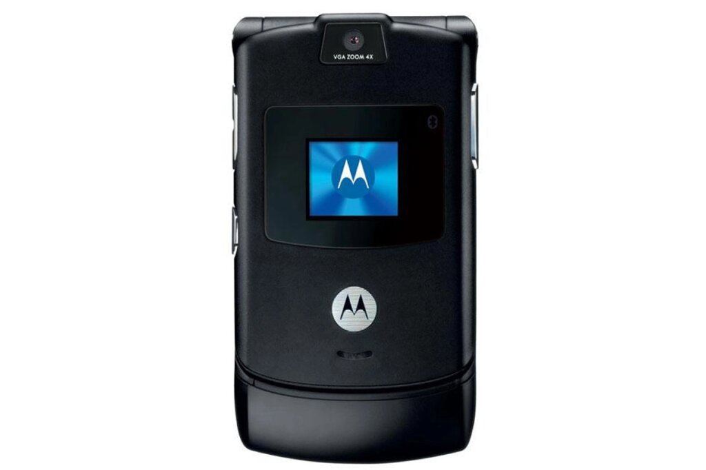 Мобільний телефон розкладачка V3c black flip від компанії Магазин "Astoria-gold" - фото 1