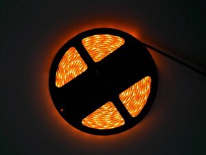 LED Стрічки (5050) Yellow - Жовтий довжина 5м Лід (відеоогляд)