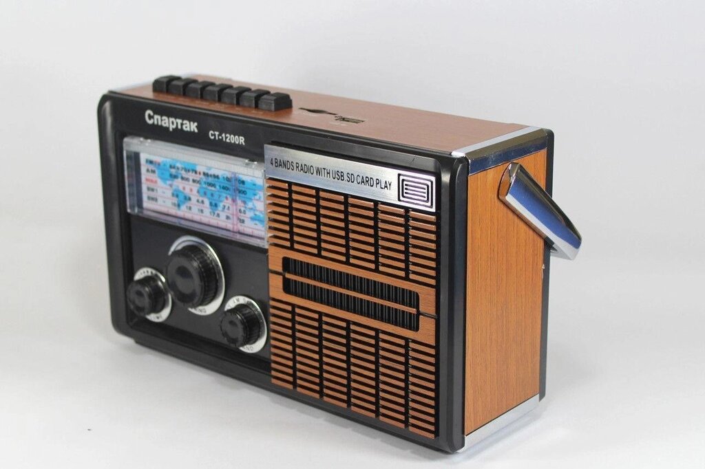 Портативний радіо Спартак CT 1200 с MP3 USB і AUX Вбудований акумулятора 1000 mAh; - Магазин &quot;Astoria-gold&quot;