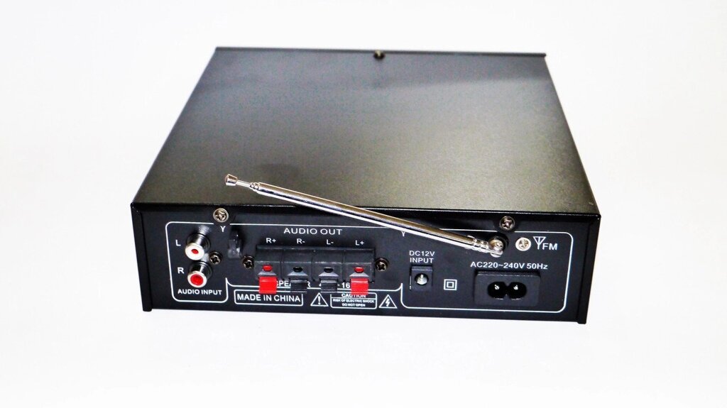 Підсилювач звуку UKC SN-003BT FM USB Блютуз + Караоке від компанії Магазин "Astoria-gold" - фото 1