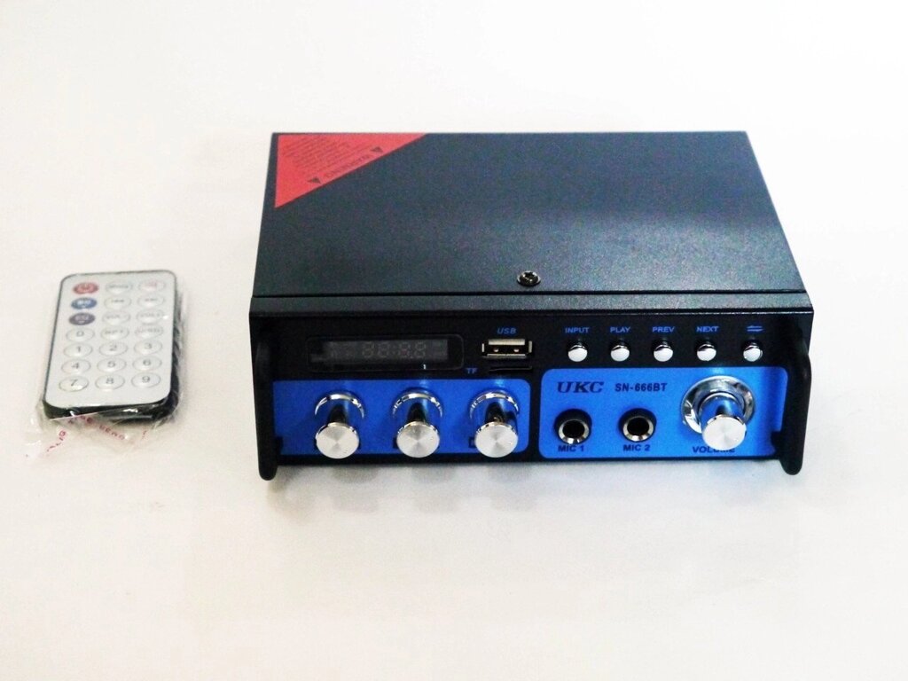 Підсилювач звуку UKC SN-666BT FM USB 2x300W Блютуз + Караоке від компанії Магазин "Astoria-gold" - фото 1