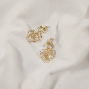 Сережки Collection "Серце" колір золото з кристалом в середині