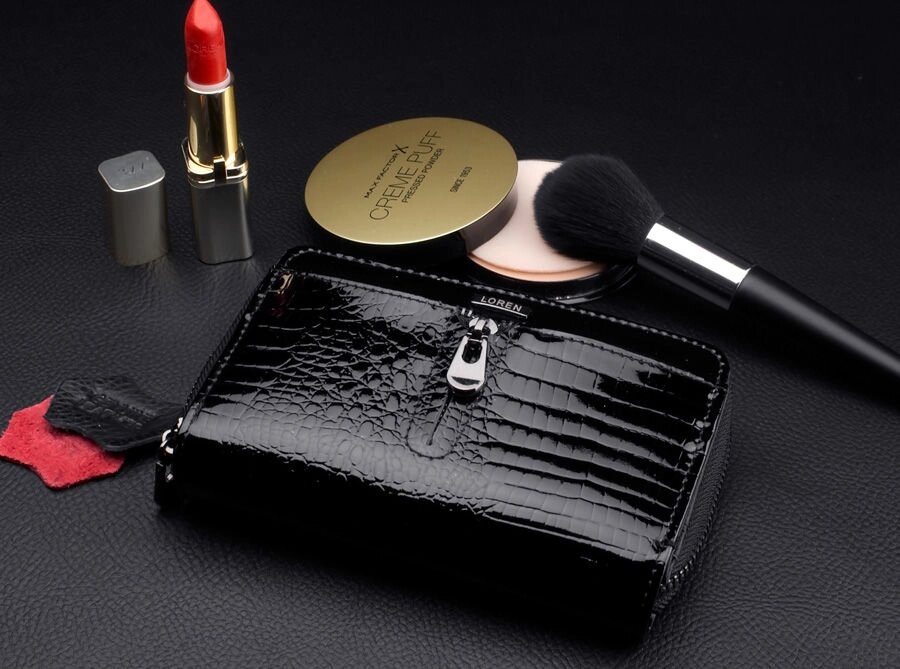 Шикарний жіночий гаманець Loren Польща лак (чорний) від компанії Магазин "Astoria-gold" - фото 1