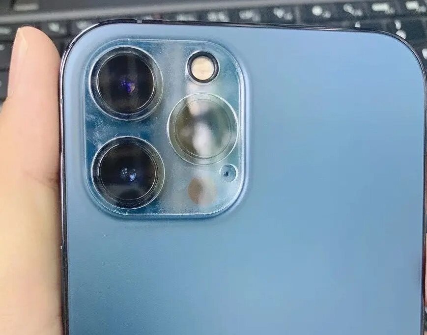 Захисна плівка для камери iPhone 12 pro max Загартоване скло HD Clear для захисту об'єктива камери iPhone 12 від компанії Магазин "Astoria-gold" - фото 1