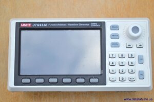 Генератор сигналів довільної форми, двоканальний UNI-T UTG932E, 30 МГц