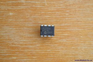 Подвоєний операційний підсилювач MCP602-IP DIP8