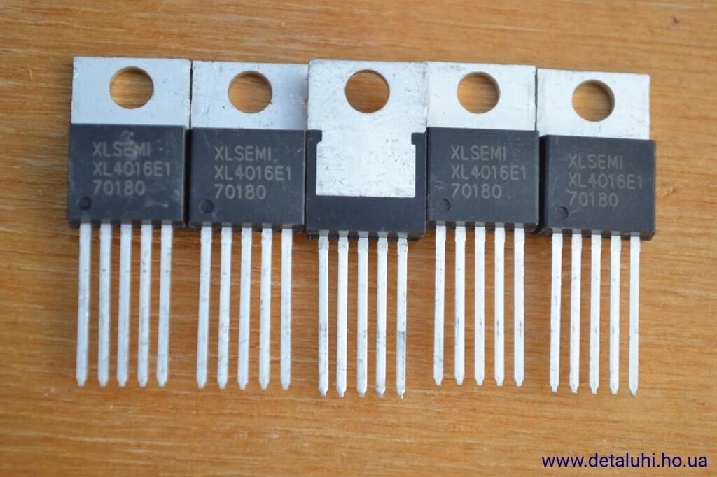Понижуючий перетворювач напруги (DC-DC) XL4016E1 від компанії Detaluhi - фото 1