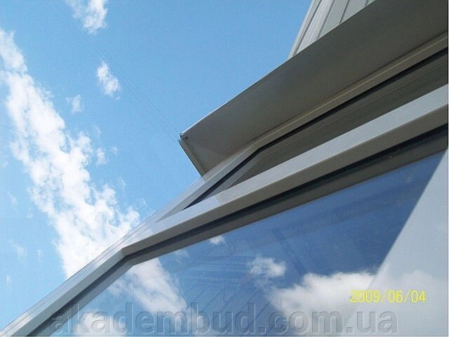 Балконный шкафчик від компанії Інтернет-магазин металопластикових вікон - фото 1