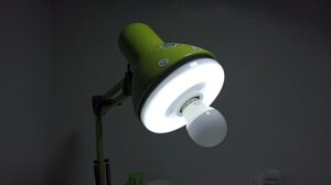 Лампочка-ліхтар LED на акумуляторах YAJIA YJ-9815, пультом ДУ, 20 LED