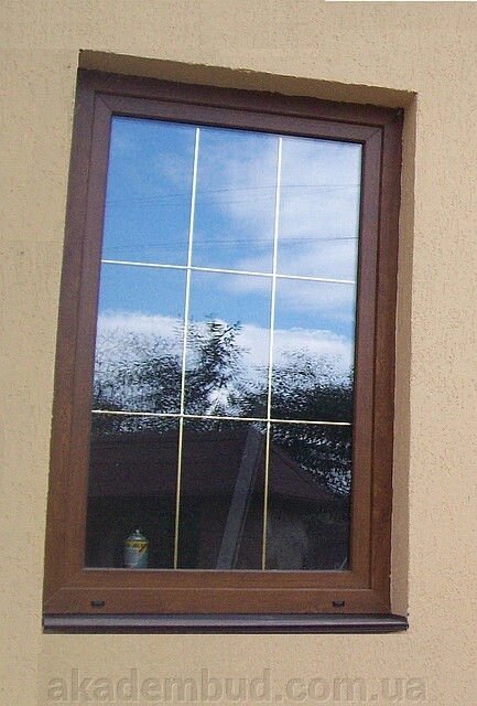 Металлопластиковое окно ALMplast со шпроссами. від компанії Інтернет-магазин металопластикових вікон - фото 1