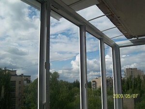 Виготовлення даху на балконі Київ