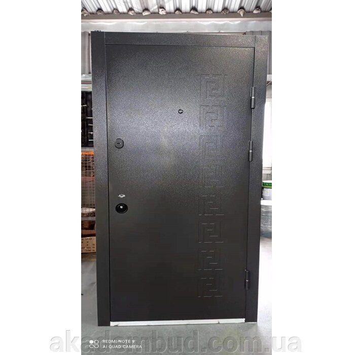 Вхідні двері модель Даблл Л-2\Л сірий бежевий від компанії Інтернет-магазин металопластикових вікон - фото 1