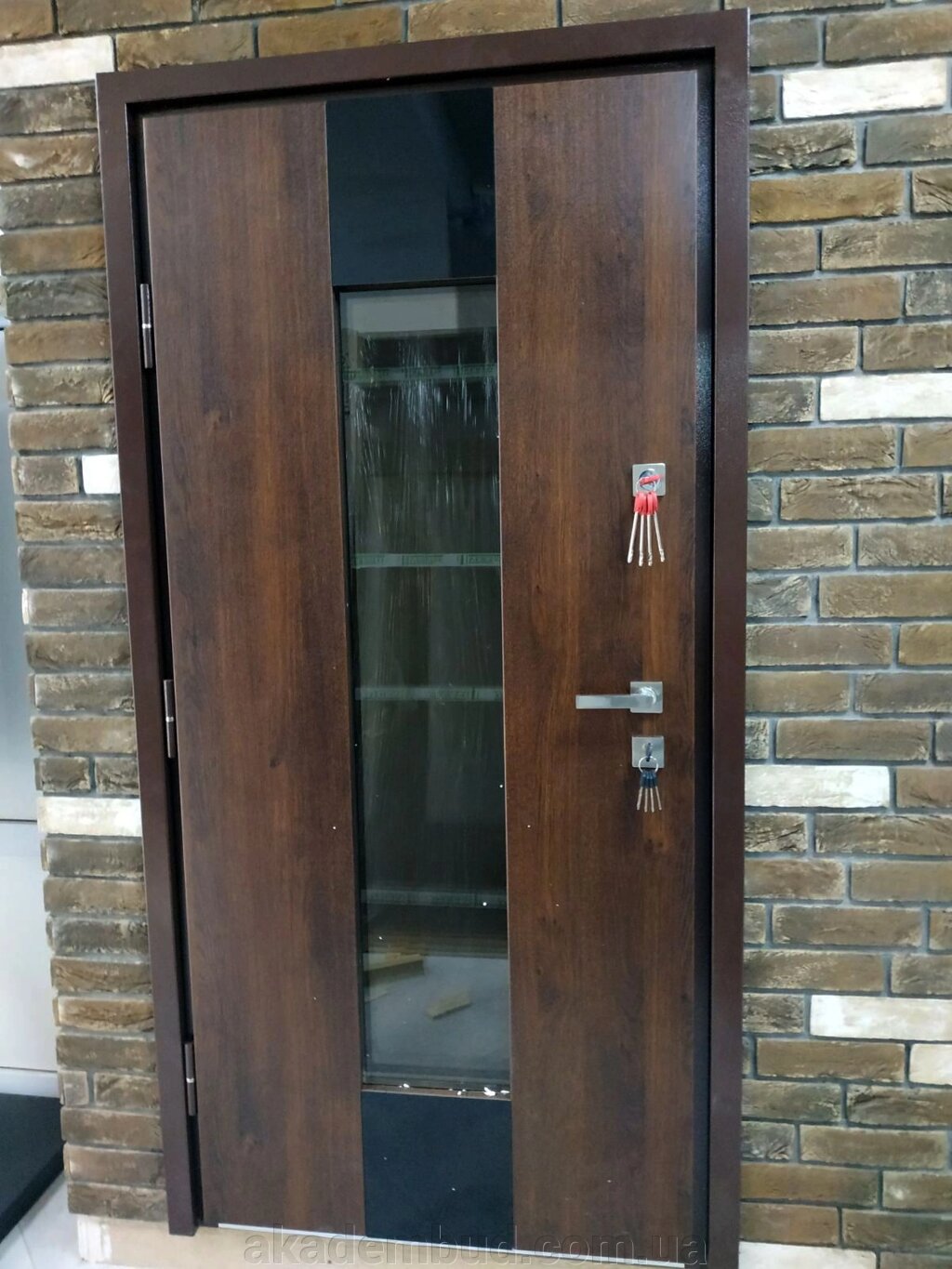 Вхідні двері модель Norwey 10 (крона) від компанії Інтернет-магазин металопластикових вікон - фото 1
