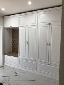 Дубовий передпокій у Прованс стилі на замовлення