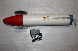 Торпеда, ракета з ударостійкого пластику на акумуляторі для запуску мереж