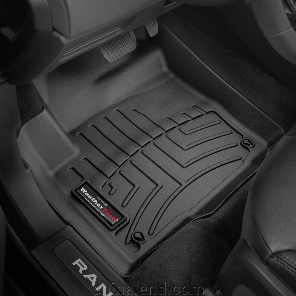 Килики в Land Rover Range Rover Evoque I (Drestyl) 2011 - 2015 З 2011 року - Black Weathertech - Передній ряд від компанії ШінаЛенд - Оплата Частинами - фото 1