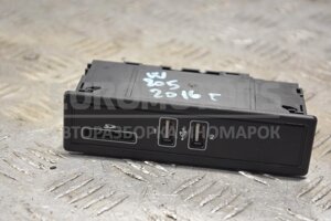 Роз'єм USB/SD Mercedes C-class (W205) 2014-2021 A2138200401 219308