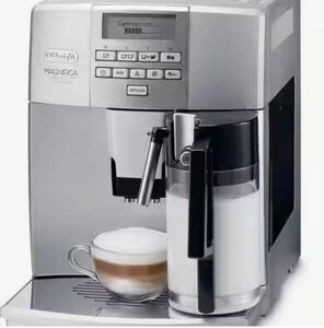 Кофемашина DeLonghi Magnifica Pronto Cappuccino ESAM04.350. S Б/У (без капучінатора)