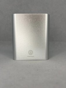 Повербанк (оригінал) volkswagen 10400 Mah