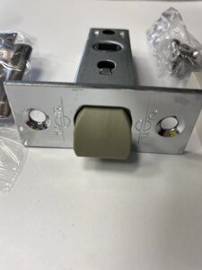 Засувка пластикова YU-TL L 45 колір хром