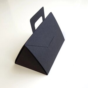 Подарункова коробочка-сумочка 120х80х70 мм з кольорового дизайнерського картону, 270 гр/кв. м