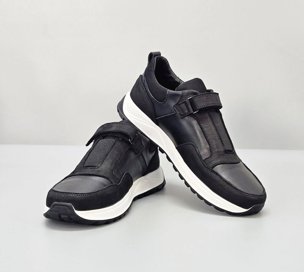 Чоловічі шкіряні кросівки Limiton К4 на липучці чорні від компанії Магазин Смарт-Тайм - фото 1
