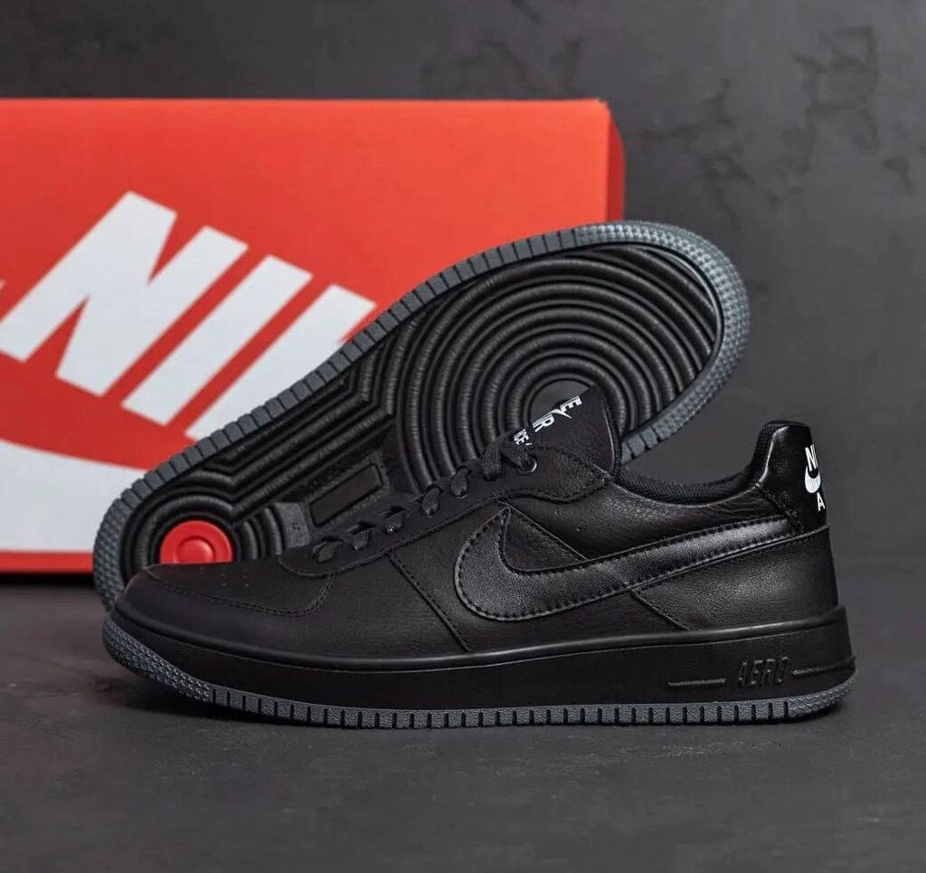 Чоловічі шкіряні кросівки Nike 240 Black чорні від компанії Магазин Смарт-Тайм - фото 1