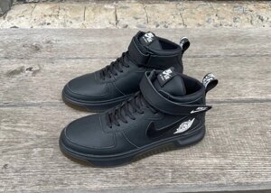Чоловічі зимові шкіряні кросівки Nike Б01-06 чорні